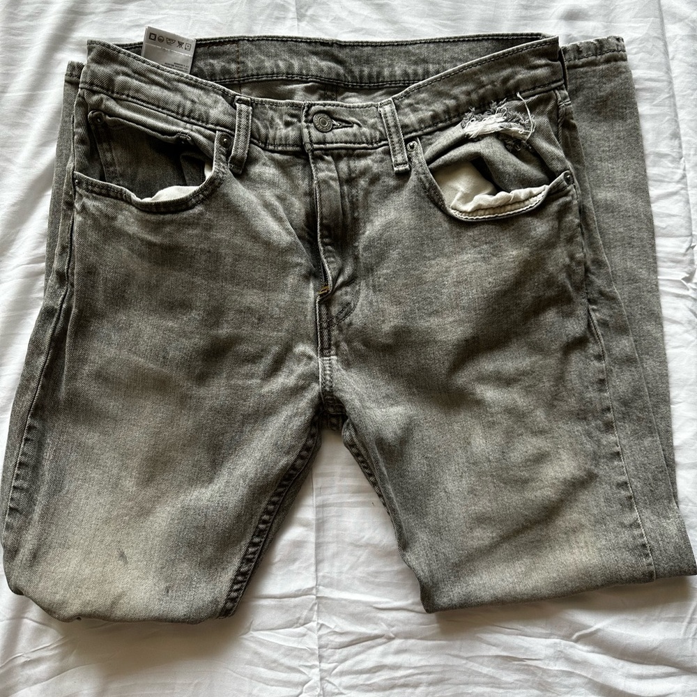 Men levi’s jean